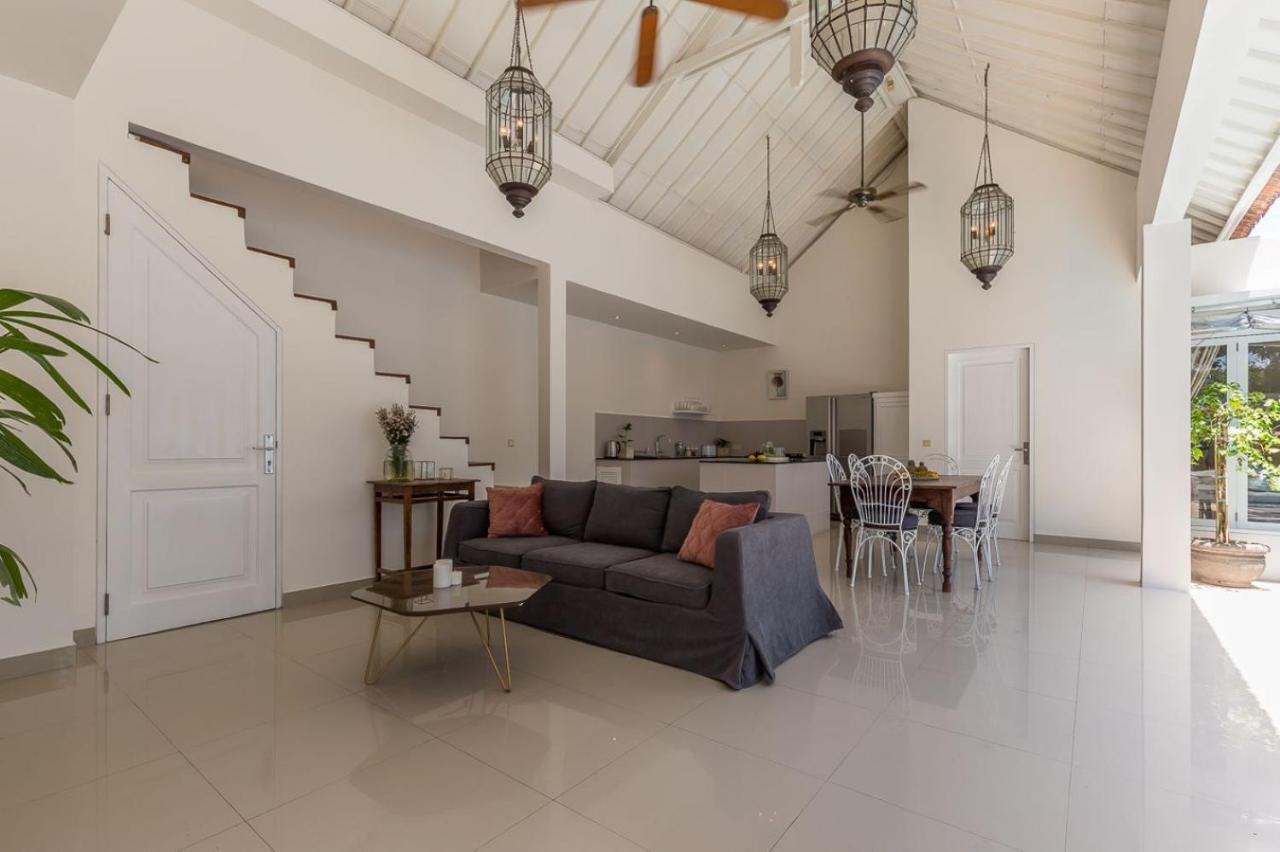 Modern 3Br Pool Villa Verone In Seminyak, Bali チャングー エクステリア 写真