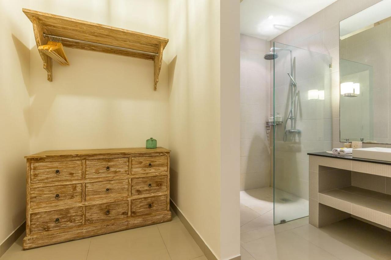 Modern 3Br Pool Villa Verone In Seminyak, Bali チャングー エクステリア 写真