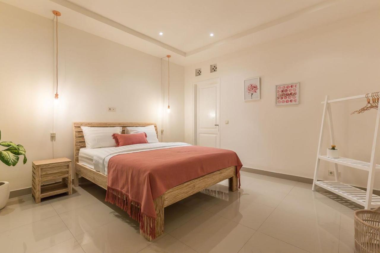 Modern 3Br Pool Villa Verone In Seminyak, Bali チャングー エクステリア 写真